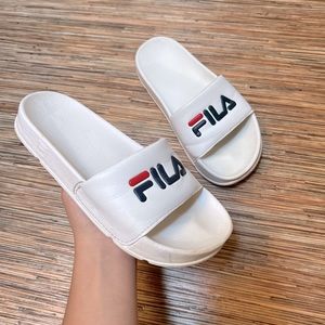 Filas White Slides